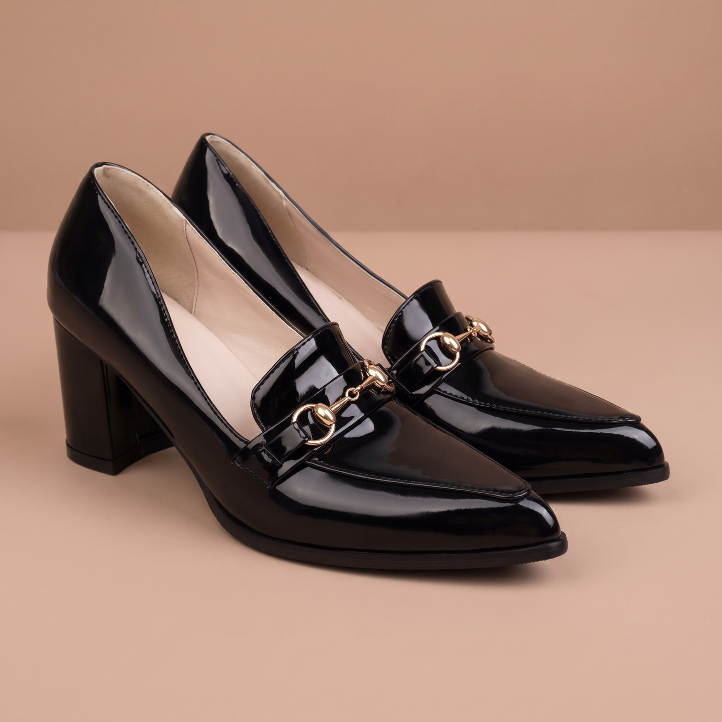 Vesper Patent Horsebit Pump
