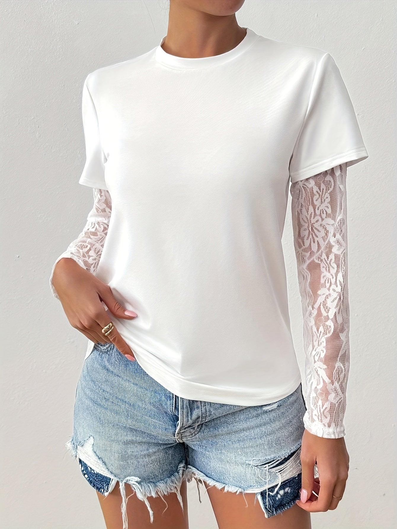 Velours Lace-Sleeve Top