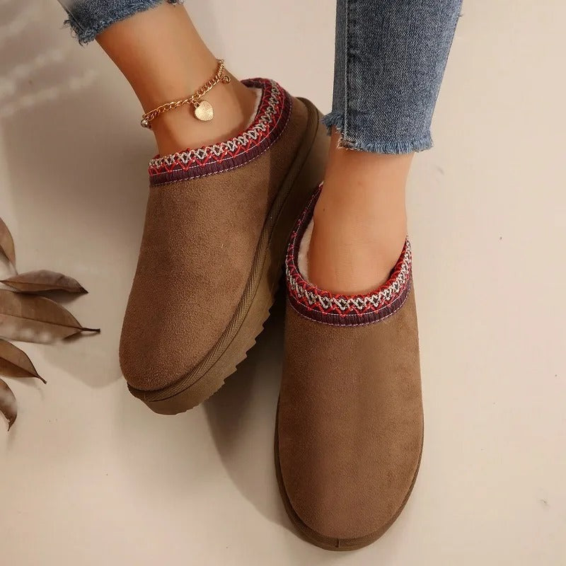 Chalet Comfort Fleece Clogs