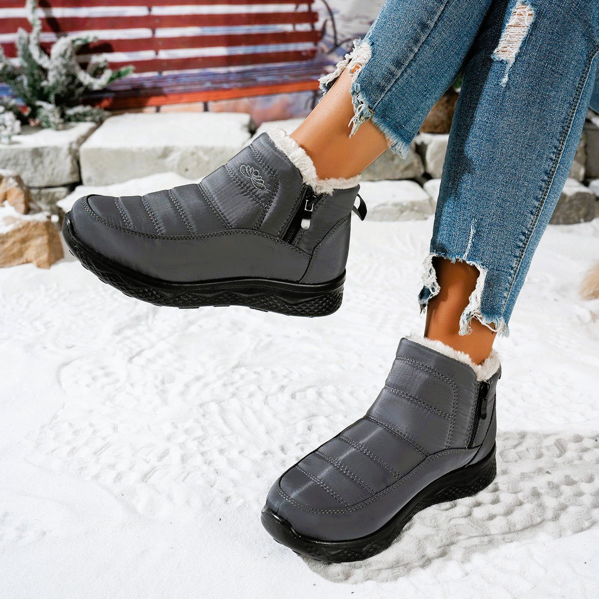 Summit Quilted Snow Boot