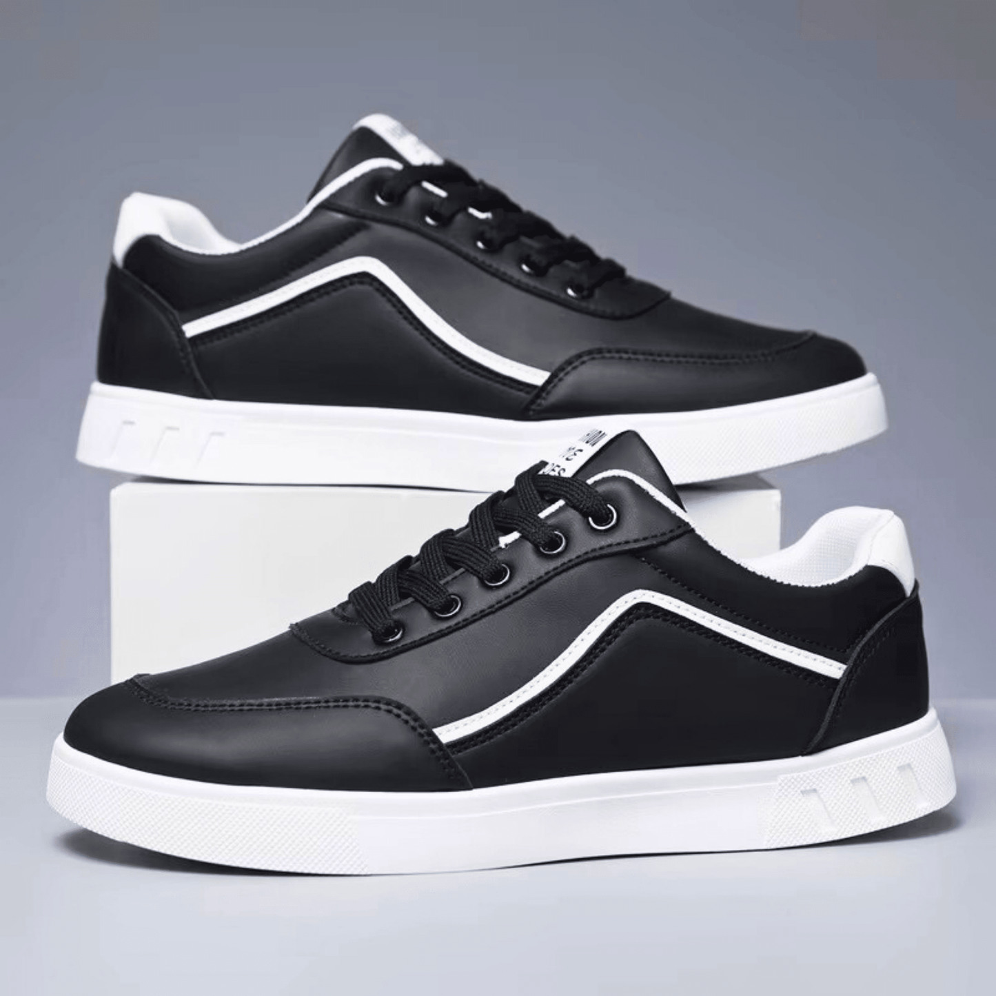 Estival Noir Leather Skate Low