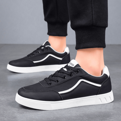 Estival Noir Leather Skate Low